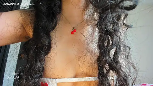 Chat +18 de Sophiemoo_ ao vivo