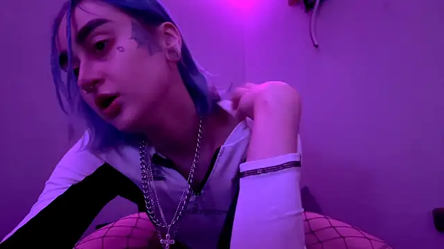 PeachyLuna 现场XXX聊天