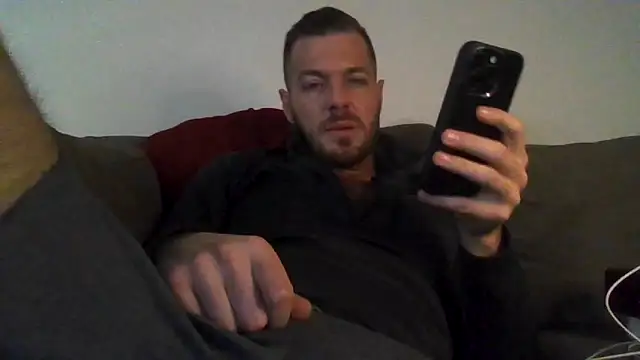 cheekycherryx: онлайн-секс-чат