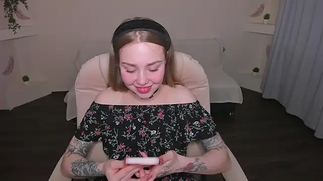 Chat +18 de Sweet_Meg ao vivo