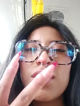 Chat +18 de celeste_stonnes ao vivo