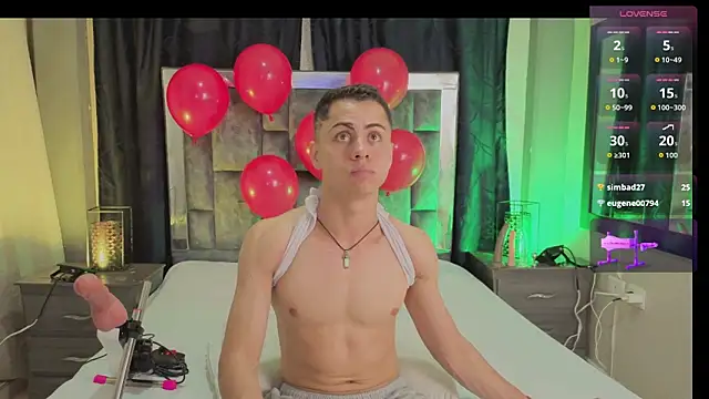 LeoMonnroe 网络视讯表演