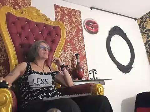 Hades_Lyra's Live Chat Room