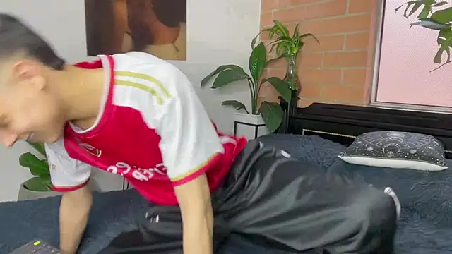 Andy_Belier23's Live XXX Chat