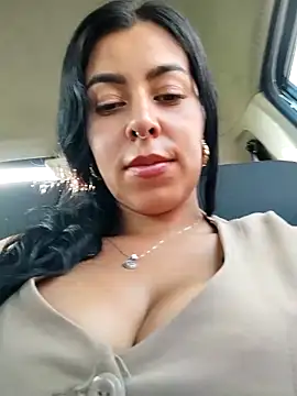 Luianna Live XXX-Chat