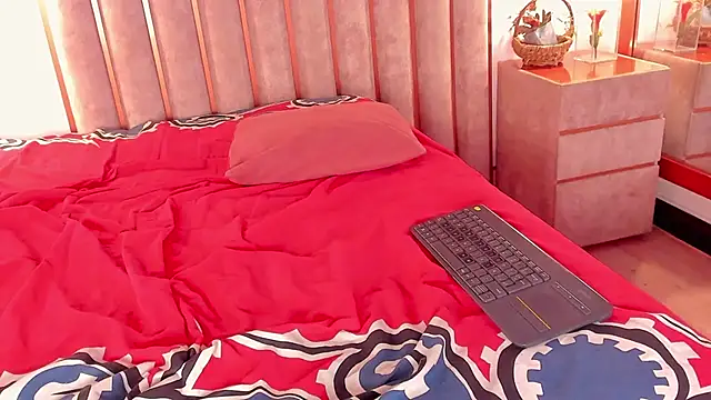 Mike_thomsonn's Live XXX Chat