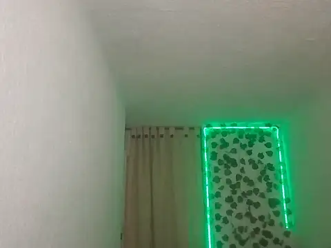 SexDiffrent's Live XXX Chat