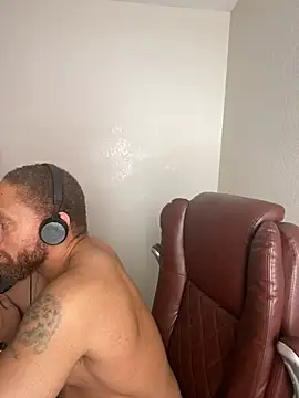 Fathero1time Live XXX Chat