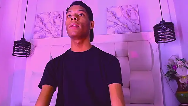 Santiago_Ortiz_ Webcam Show