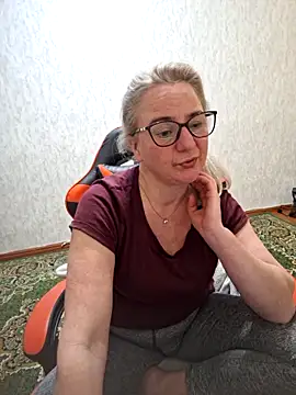 Chat +18 de my_Kazka ao vivo