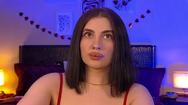 AdrianaTorres' Live XXX Chat