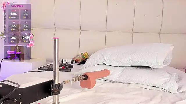 Dakota_Hills' Live XXX Chat