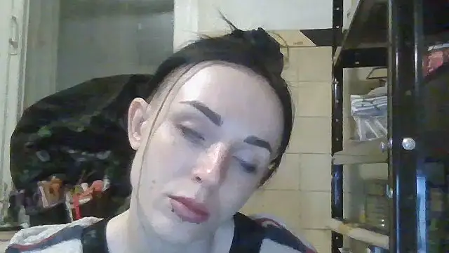 Trinsy_Love's Live XXX Chat