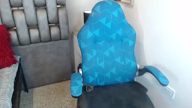 Kerly_Doll Chat XXX in diretta