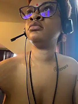 Czat XXX na żywo – nickytheehawtie