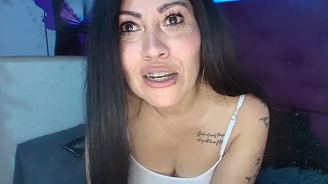 Sembang XXX Secara Langsung Tania_mature