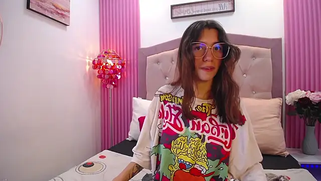 MarinetteLux Chat XXX live