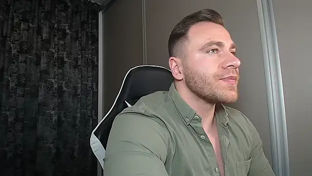 Thori92 Chat XXX live