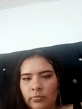 Emily_Rouse23 라이브 XXX 채팅