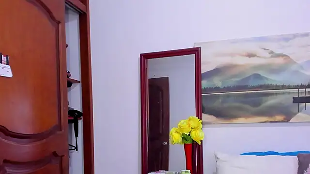 Aurora_Real লাইভ XXX চ্যাট