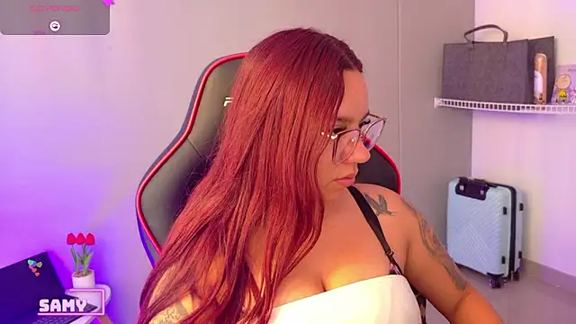 Chat XXX en directo de samantha_tattu