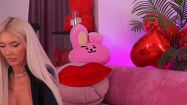 fallingangel élő XXX-chatje