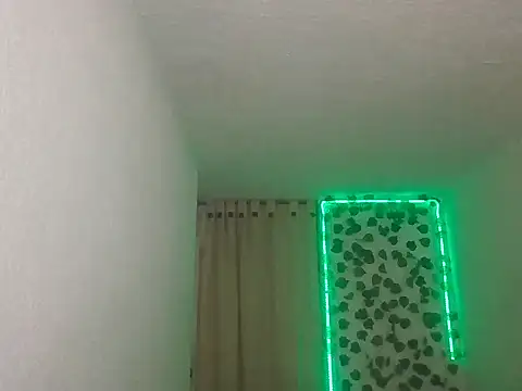 SexDiffrent Live XXX-Chat