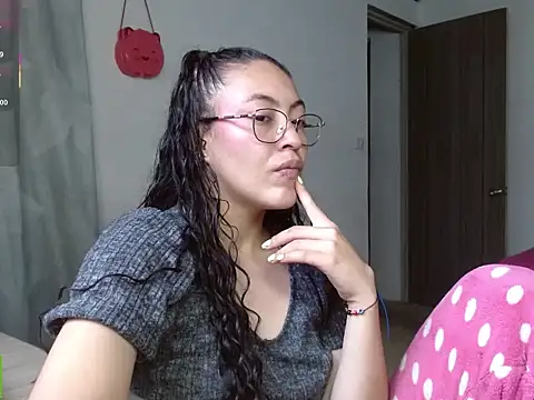 Amitlu_ Live XXX Chat