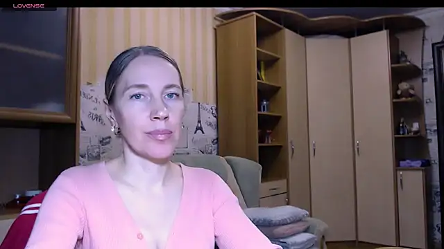 Javelinka Live XXX Chat