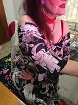 Chatroom XXX en direct de SabrinaXlovess