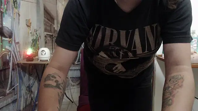 curly_greeneyed Chat XXX live