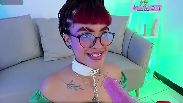 Taylor__Watson's Live XXX Chat