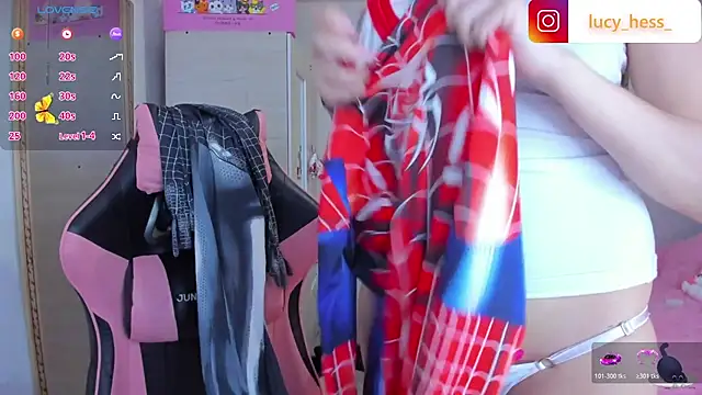 Lucyy-hessのライブXXXチャット