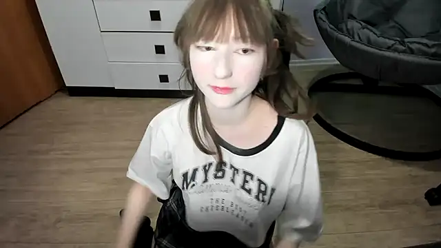 Yoonhee_ki Chat XXX in diretta
