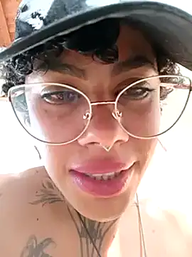 Canela_Osada_ Live XXX-Chat