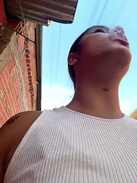 Kaily_Sweet16 Chat XXX in diretta