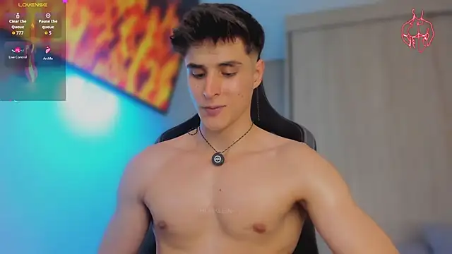 thomklein: онлайн-секс-чат