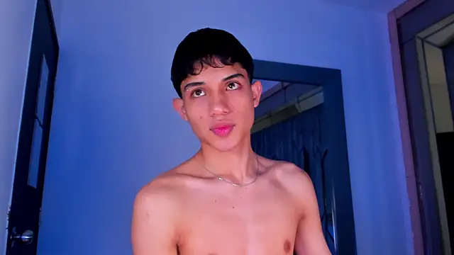 Sebax_Young: онлайн-секс-чат