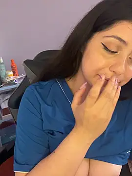 Amyy_1 Chat XXX in diretta