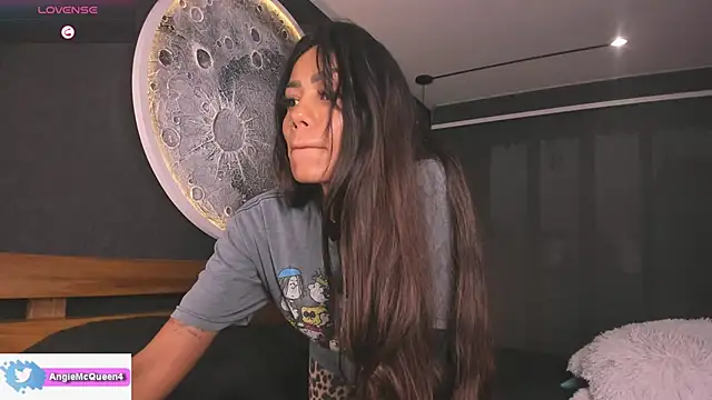 دردشة Sarajames الجنسية المباشرة