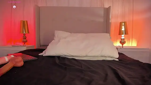 Онлайн чат XXX kaylarossi