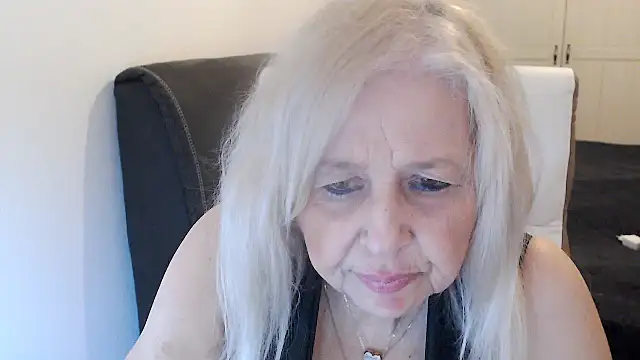 SusiLifeXXX 网络视讯表演