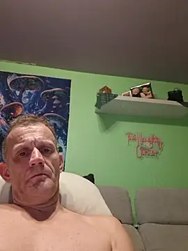 Show de geschorenpik49 na webcam