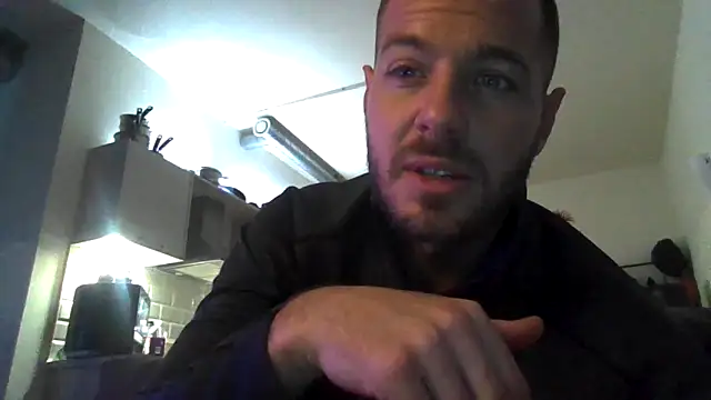 cheekycherryx's Live XXX Chat