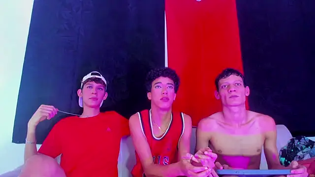 Chatroom XXX en direct de Pleasure_boys_hot