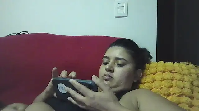 Czat XXX na żywo – midsize_94