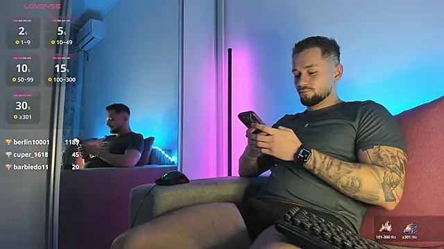 nicholasX1 Webcam show