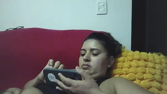 Czat XXX na żywo – midsize_94