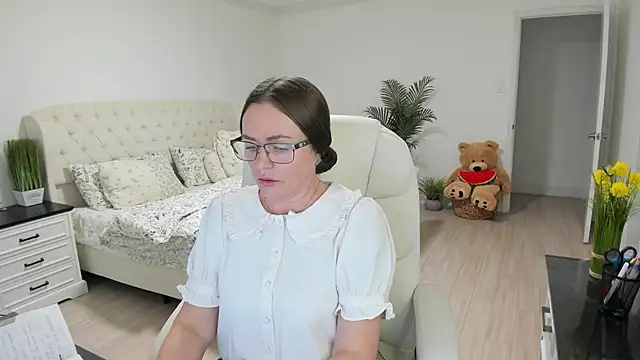 Vika73 – webcam-show