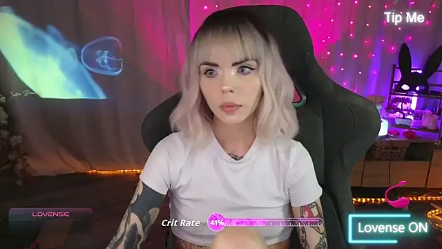 Show modela Kerry_Kirk na web-kameri